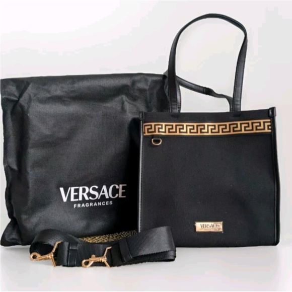 Versace - Picture 3 of 11